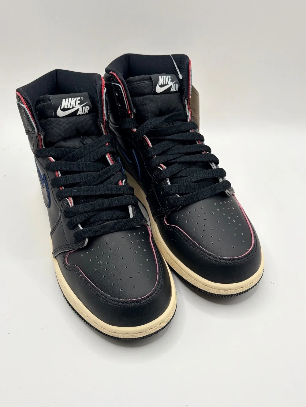 Air Jordan 1 Retro High self-expression OG GS Black/Black 6Y/8.5W